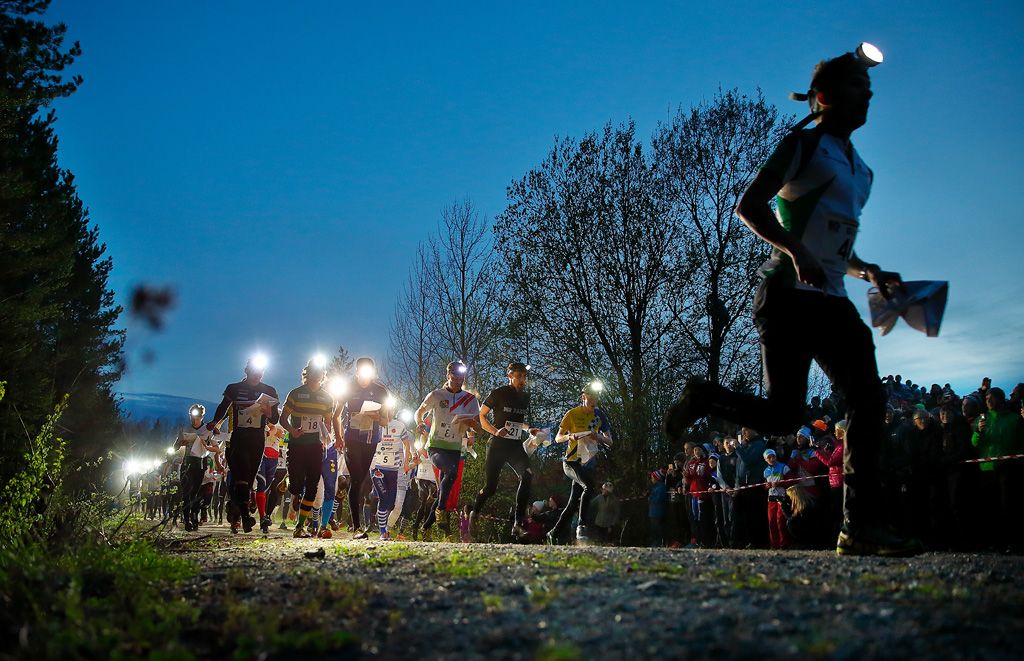 Night time start of the Tiomila 2015 orienteering relay
